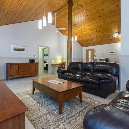 Bushy Lake Chalets Margaret River Exterior photo