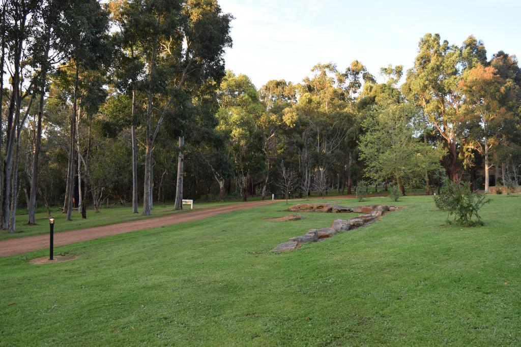 Bushy Lake Chalets Margaret River Exterior photo