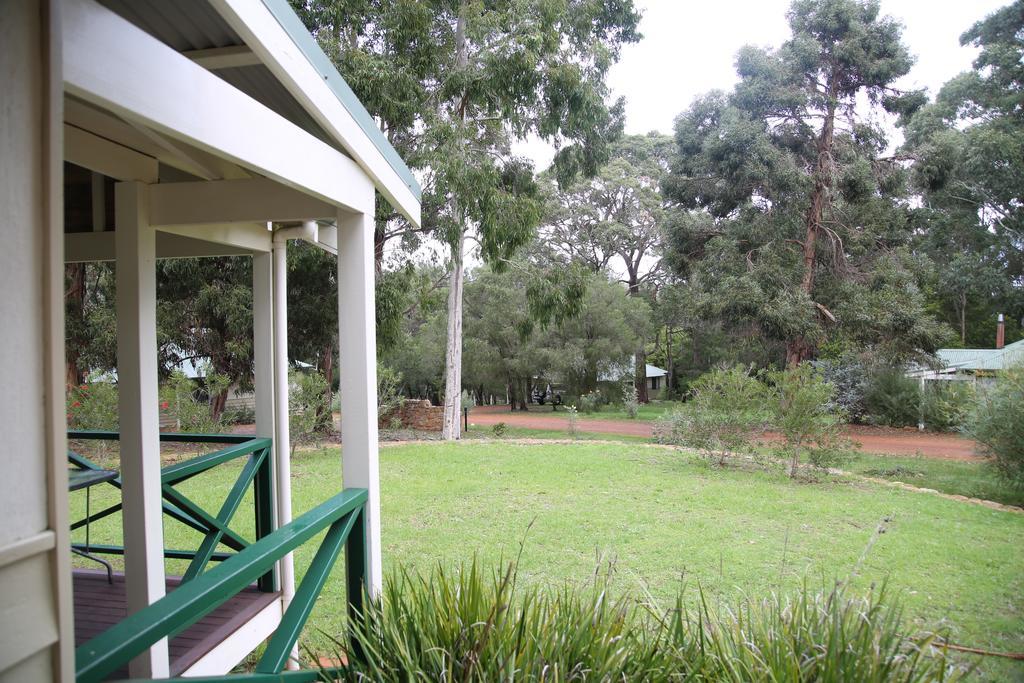 Bushy Lake Chalets Margaret River Exterior photo