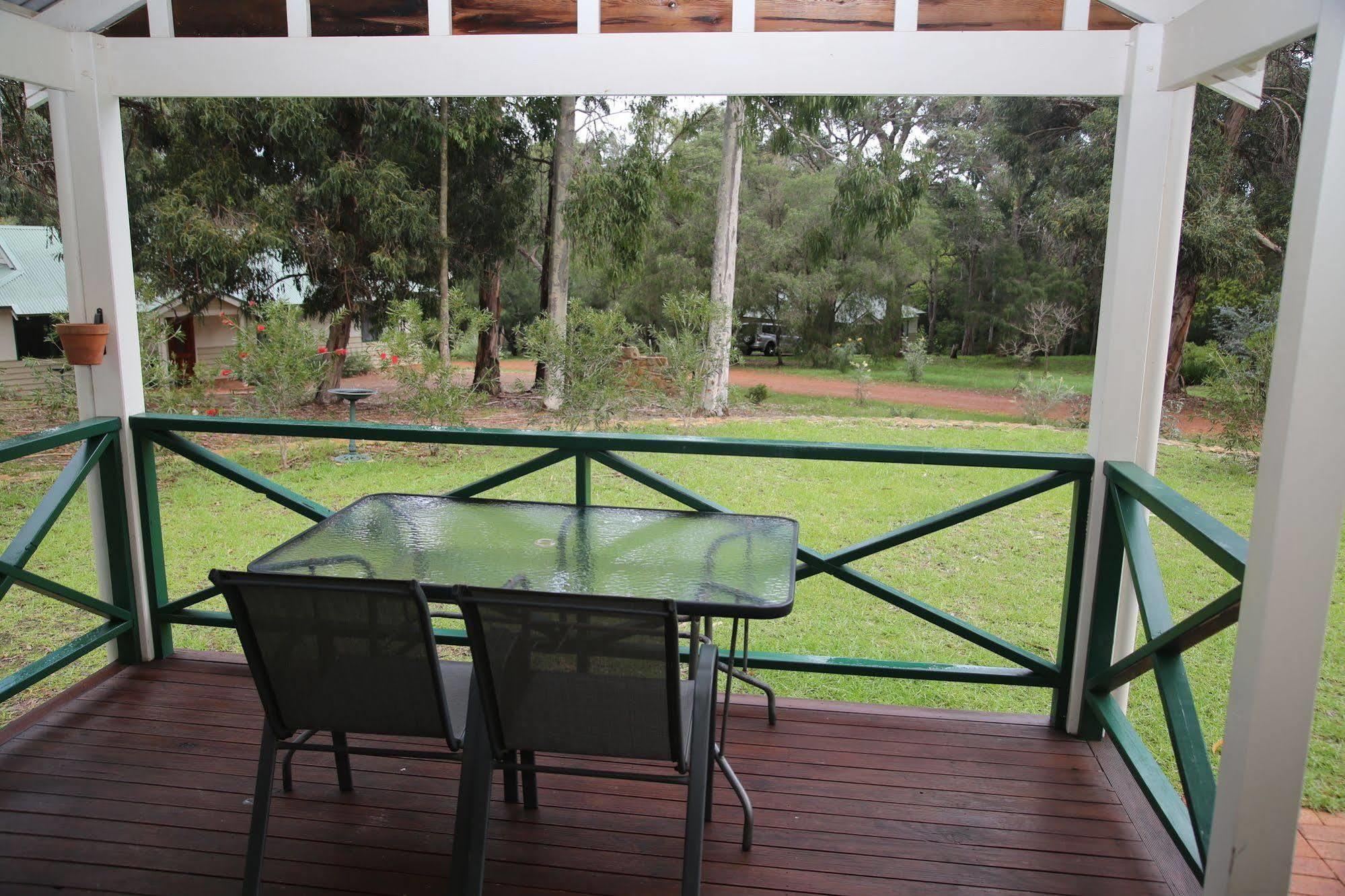 Bushy Lake Chalets Margaret River Exterior photo