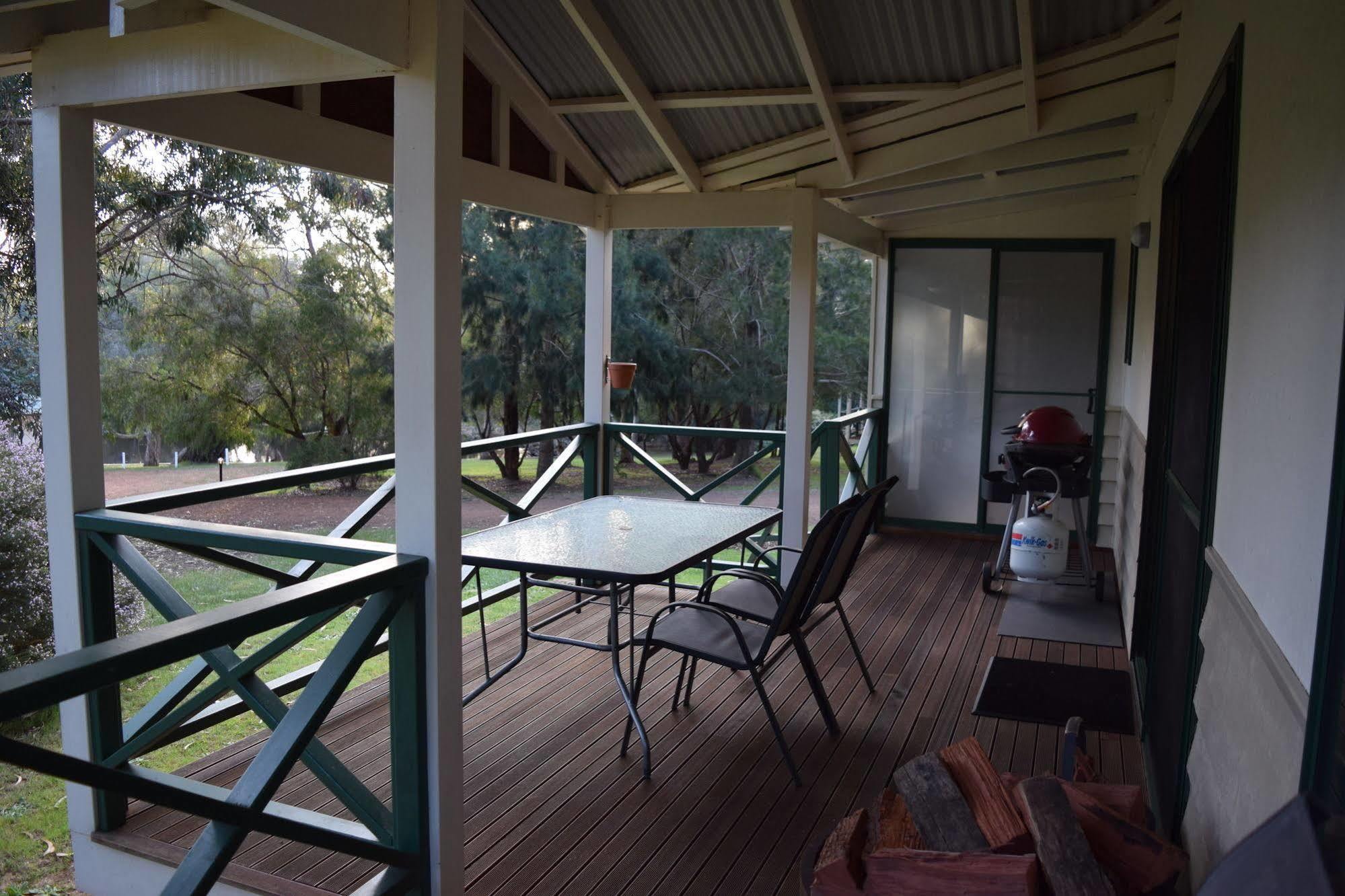 Bushy Lake Chalets Margaret River Exterior photo